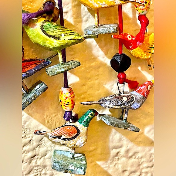 wood birds folk art necklace vtg 00AK hand-painted beaded adjustable satin cord - Picture 5 of 12